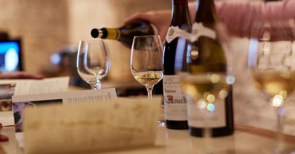 a la decouverte vins blancs mythiques à domicile